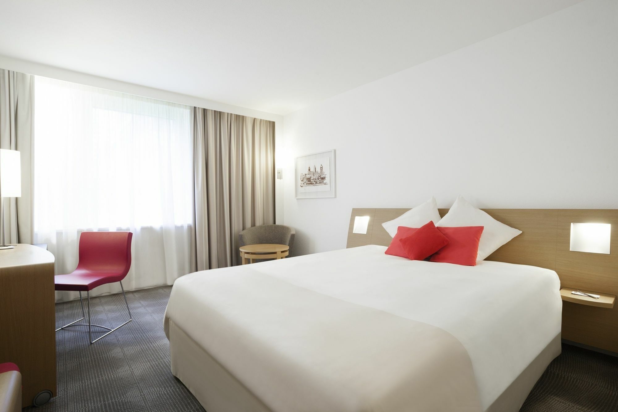Novotel Purpan Aeroport Hotel 4*